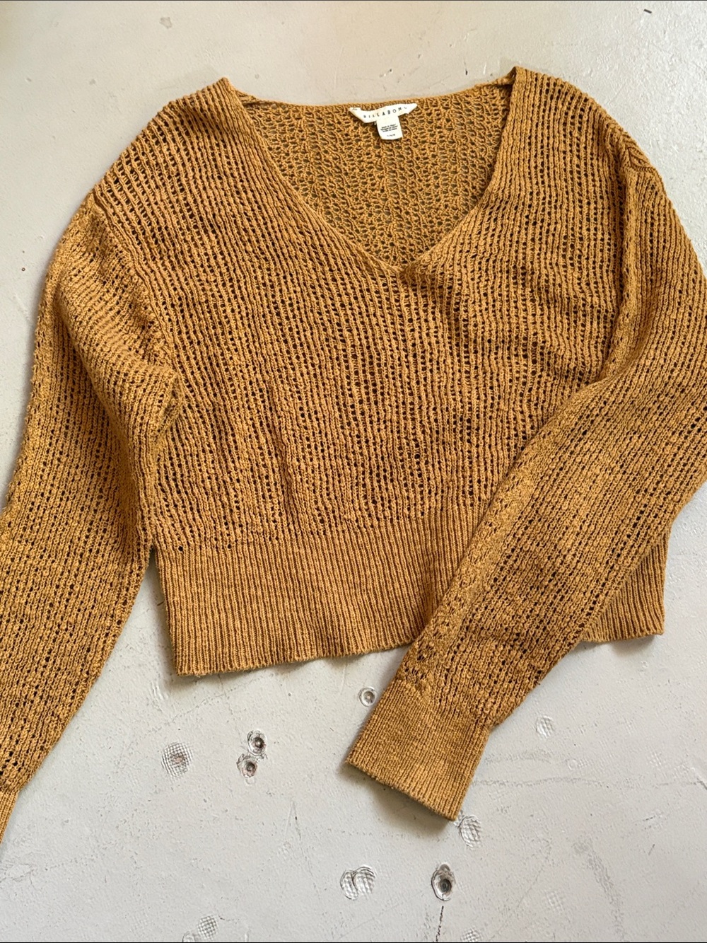 Billabong Ochre Tan Brown Open-Knit V-Neck Sweater Size Medium